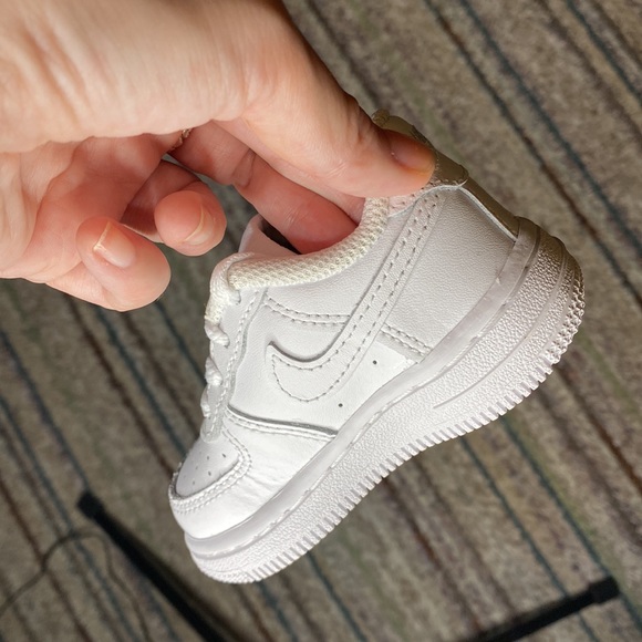 Nike Air Force 1s - Baby 4C White - Picture 2 of 3